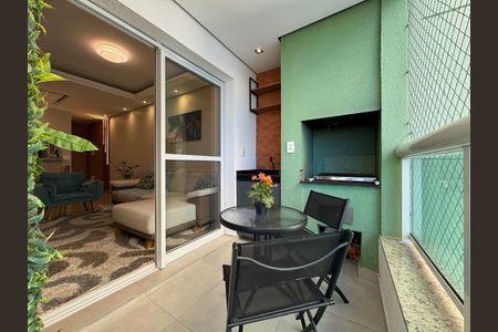 Apartamento à venda com 86m², 2 quartos e 2 vagasVaranda