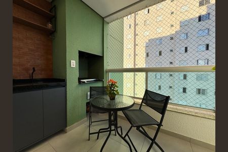 Apartamento à venda com 86m², 2 quartos e 2 vagasVaranda