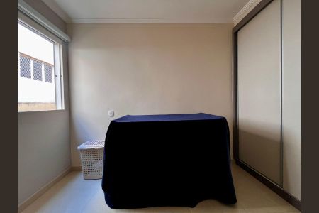 Quarto de apartamento à venda com 2 quartos, 67m² em Taquaral, Campinas