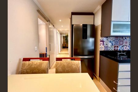 Apartamento à venda com 67m², 2 quartos e 1 vaga Apartamento à venda com 67m², 2 quartos e 1 vagaCozinha