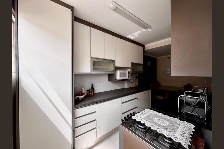 Apartamento à venda com 67m², 2 quartos e 1 vaga Apartamento à venda com 67m², 2 quartos e 1 vagaCozinha