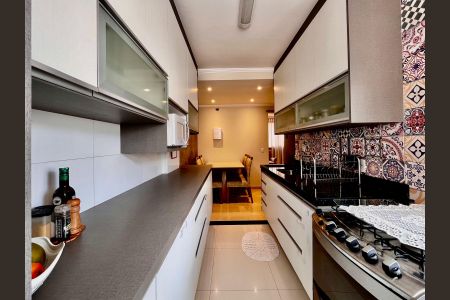 Apartamento à venda com 67m², 2 quartos e 1 vaga Apartamento à venda com 67m², 2 quartos e 1 vagaCozinha