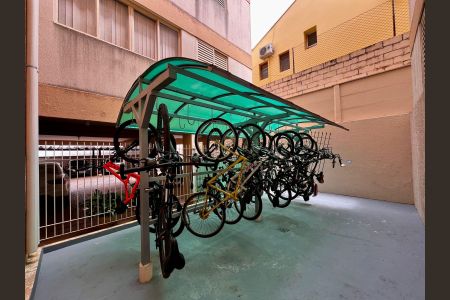 Apartamento à venda com 67m², 2 quartos e 1 vaga Apartamento à venda com 67m², 2 quartos e 1 vagaBicicletário