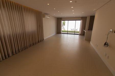 Casa de condomínio para alugar com 200m², 3 quartos e 4 vagas Casa de condomínio para alugar com 200m², 3 quartos e 4 vagasSala