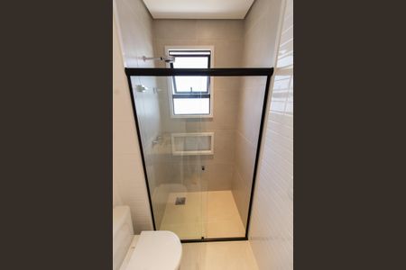 Casa de condomínio para alugar com 200m², 3 quartos e 4 vagas Casa de condomínio para alugar com 200m², 3 quartos e 4 vagasBanheiro da Suíte 3