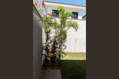 Casa de condomínio para alugar com 200m², 3 quartos e 4 vagas Casa de condomínio para alugar com 200m², 3 quartos e 4 vagasÁrea Externa