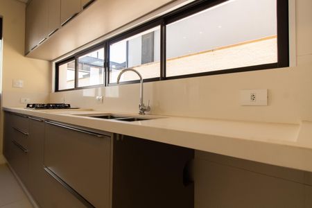 Casa de condomínio para alugar com 200m², 3 quartos e 4 vagas Casa de condomínio para alugar com 200m², 3 quartos e 4 vagasCozinha