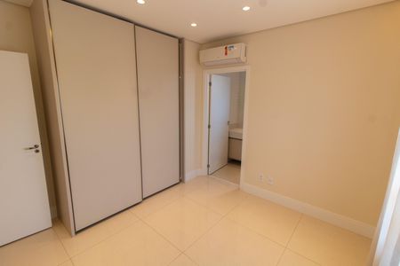 Casa de condomínio para alugar com 200m², 3 quartos e 4 vagas Casa de condomínio para alugar com 200m², 3 quartos e 4 vagasSuíte 1