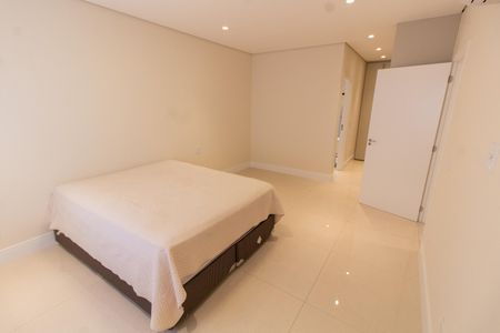 Casa de condomínio para alugar com 200m², 3 quartos e 4 vagas Casa de condomínio para alugar com 200m², 3 quartos e 4 vagasSuíte 2