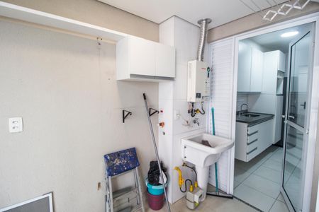 Apartamento à venda com 65m², 2 quartos e 1 vagaÁrea de Serviço