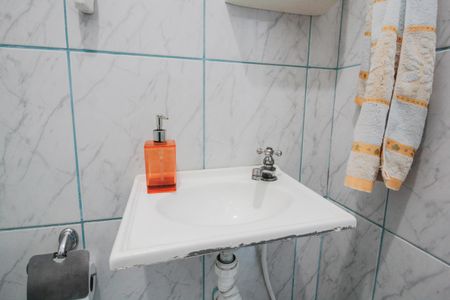 Casa para alugar com 150m², 2 quartos e 2 vagasBanheiro de Serviço