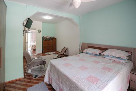 Casa para alugar com 150m², 2 quartos e 2 vagasSuíte