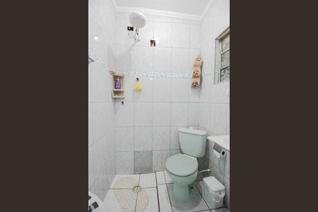 Casa para alugar com 150m², 2 quartos e 2 vagasBanheiro de Serviço