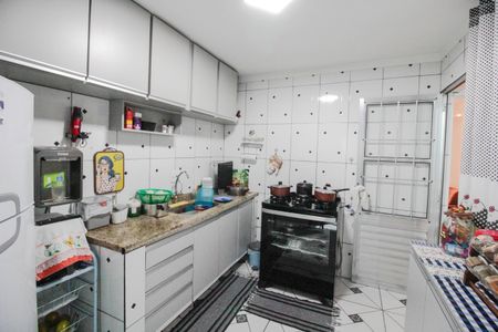 Casa para alugar com 150m², 2 quartos e 2 vagasCozinha