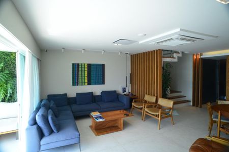 Sala de apartamento para alugar com 5 quartos, 354m² em Barra da Tijuca, Rio de Janeiro