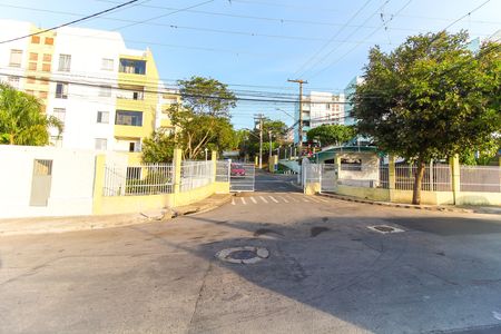 Fachada de apartamento para alugar com 2 quartos, 44m² em Chacara Dona Olivia, Ferraz de Vasconcelos