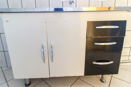 Cozinha de apartamento para alugar com 2 quartos, 44m² em Chacara Dona Olivia, Ferraz de Vasconcelos