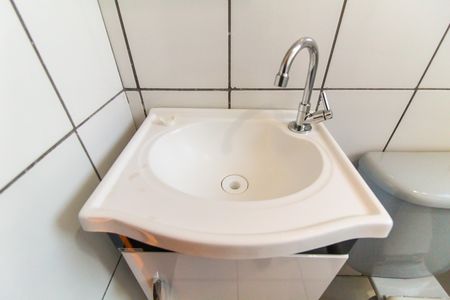 Apartamento para alugar com 44m², 2 quartos e 1 vaga Apartamento para alugar com 44m², 2 quartos e 1 vagaBanheiro