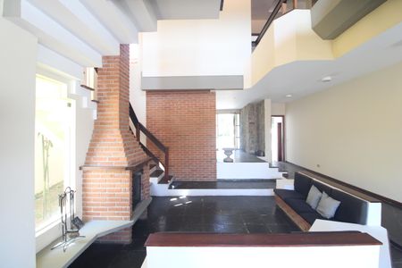 Sala de casa à venda com 3 quartos, 411m² em Interlagos, São Paulo