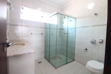 Casa à venda com 411m², 3 quartos e 6 vagasBanheiro