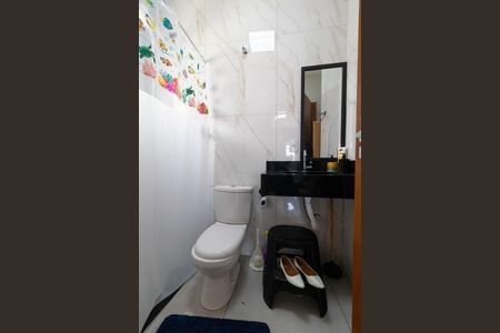 Casa à venda com 140m², 2 quartos e 5 vagas Casa à venda com 140m², 2 quartos e 5 vagasBanheiro da Suíte 01