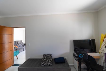 Casa à venda com 140m², 2 quartos e 5 vagas Casa à venda com 140m², 2 quartos e 5 vagasSuíte 01