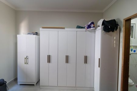 Casa à venda com 140m², 2 quartos e 5 vagas Casa à venda com 140m², 2 quartos e 5 vagasSuíte 02