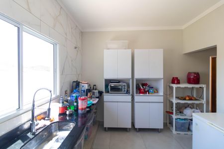 Casa à venda com 140m², 2 quartos e 5 vagas Casa à venda com 140m², 2 quartos e 5 vagasCozinha