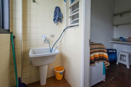 Apartamento para alugar com 78m², 2 quartos e 1 vagaÁrea de Serviço