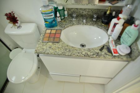 Apartamento à venda com 104m², 2 quartos e 2 vagasBanheiro da Suíte 1