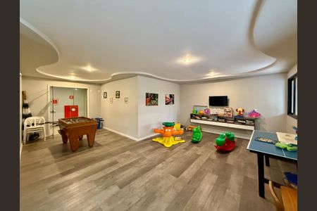 Apartamento à venda com 129m², 3 quartos e 3 vagas Apartamento à venda com 129m², 3 quartos e 3 vagasBrinquedoteca