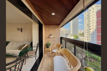 Apartamento à venda com 129m², 3 quartos e 3 vagas Apartamento à venda com 129m², 3 quartos e 3 vagasSacada