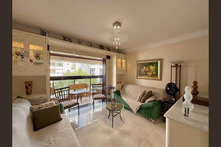 Apartamento à venda com 129m², 3 quartos e 3 vagas Apartamento à venda com 129m², 3 quartos e 3 vagasSala