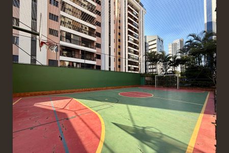 Apartamento à venda com 129m², 3 quartos e 3 vagas Apartamento à venda com 129m², 3 quartos e 3 vagasQuadra