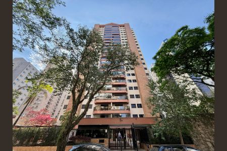 Apartamento à venda com 129m², 3 quartos e 3 vagas Apartamento à venda com 129m², 3 quartos e 3 vagasFachada