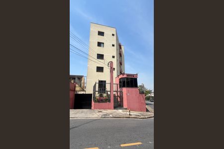 Apartamento para alugar com 82m², 2 quartos e 1 vagaFachada
