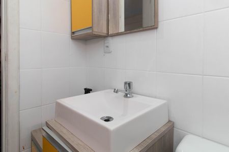 Casa de condomínio à venda com 56m², 2 quartos e 1 vagaBanheiro