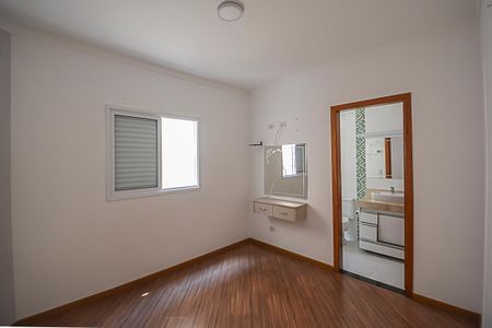 Apartamento à venda com 80m², 3 quartos e 1 vaga Apartamento à venda com 80m², 3 quartos e 1 vagaSuíte