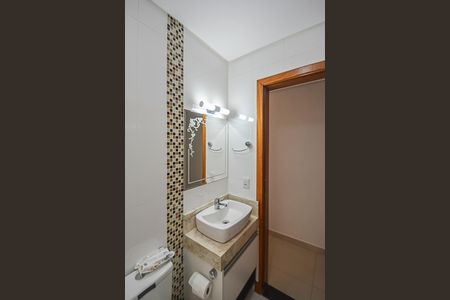 Apartamento à venda com 80m², 3 quartos e 1 vaga Apartamento à venda com 80m², 3 quartos e 1 vagaBanheiro