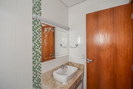 Apartamento à venda com 80m², 3 quartos e 1 vaga Apartamento à venda com 80m², 3 quartos e 1 vagaBanheiro da Suíte