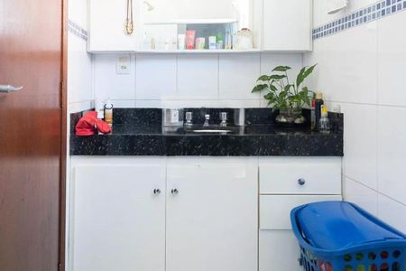 Apartamento para alugar com 210m², 3 quartos e 4 vagasBanheiro 2