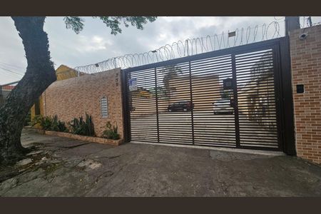 Casa de condomínio à venda com 58m², 2 quartos e 1 vagaFachada