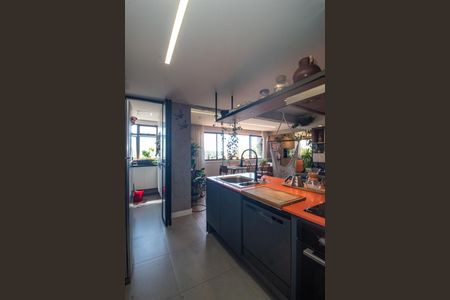 Apartamento à venda com 109m², 2 quartos e 2 vagas Apartamento à venda com 109m², 2 quartos e 2 vagasCozinha