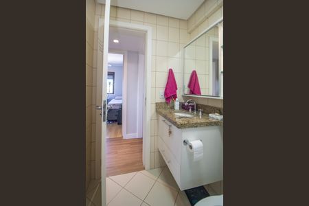 Apartamento à venda com 109m², 2 quartos e 2 vagas Apartamento à venda com 109m², 2 quartos e 2 vagasBanheiro Social