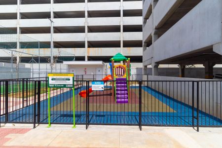 Apartamento para alugar com 36m², 1 quarto e sem vaga Apartamento para alugar com 36m², 1 quarto e sem vagaÁrea comum - Playground