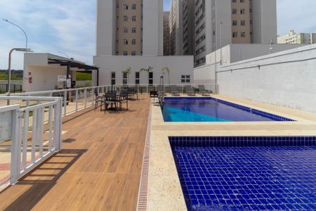 Apartamento para alugar com 36m², 1 quarto e sem vaga Apartamento para alugar com 36m², 1 quarto e sem vagaÁrea comum - Piscina
