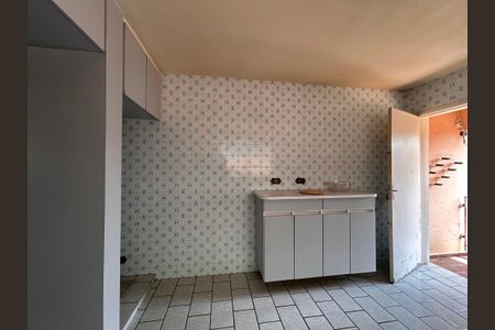 Casa para alugar com 140m², 3 quartos e 2 vagas Casa para alugar com 140m², 3 quartos e 2 vagasCozinha