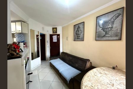 Sala de apartamento para alugar com 2 quartos, 49m² em Picanço, Guarulhos