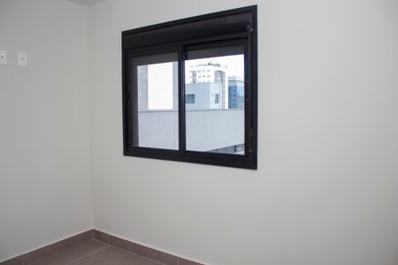 Quarto de apartamento à venda com 1 quarto, 39m² em Santa Efigênia, Belo Horizonte