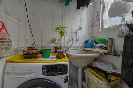 Apartamento à venda com 54m², 2 quartos e 1 vagaCozinha e Área de Serviço